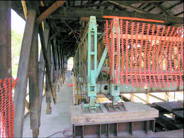 Mechanic Street Bridge. Photo by Bob Griner, May 28, 2006